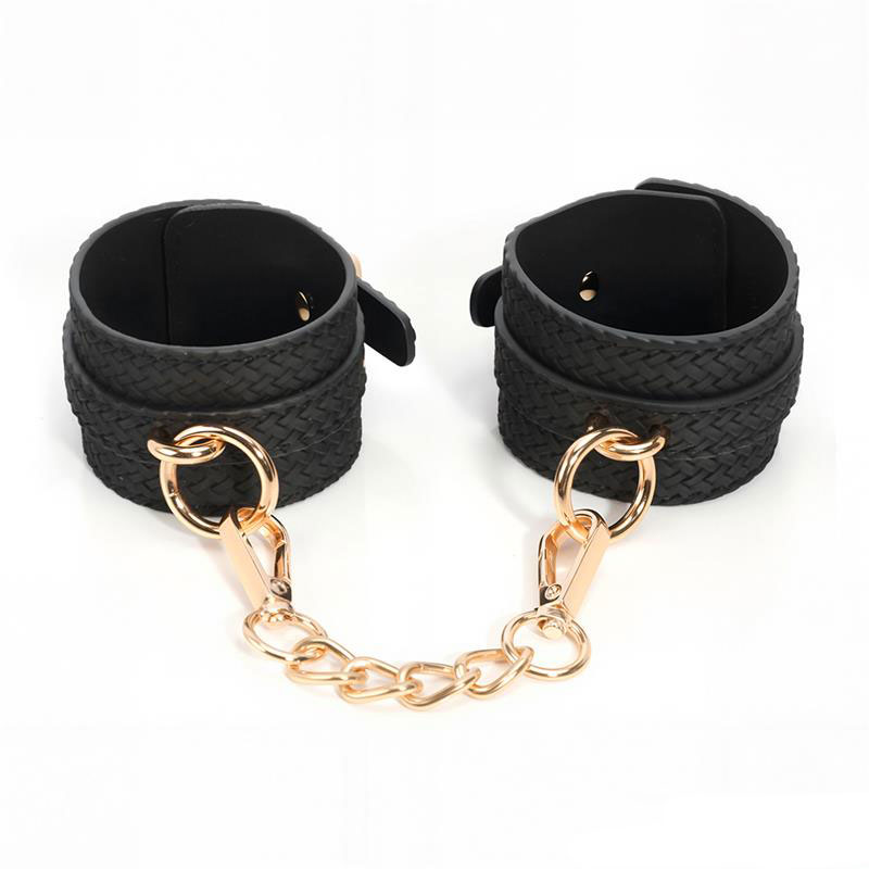 cuffss2.jpg